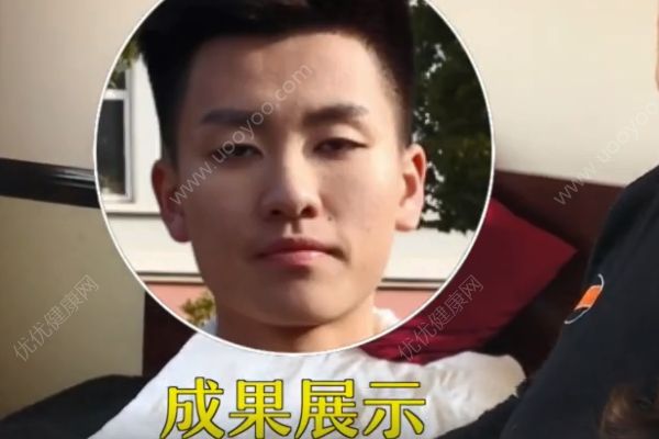 亲妈苦练化妆助阵儿子艺考！男生化妆要注意什么？(1)
