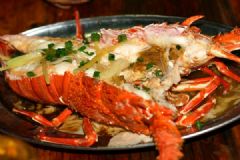 蒜蓉焗龙虾吃出口香糖餐厅:口香糖可能是龙虾自己吃的[多图]