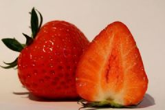 草莓有哪些保健功效？草莓可以预防脱发你知道吗？[多图]