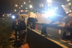 重庆西站出站难催生付费指路一次5元？警方:正核实[多图]