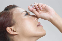 处方眼药水长期使用好吗？眼药水使用时长有规定[多图]